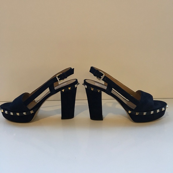 ❗️FINAL PRICE❗️ NEW Valentino Rockstud Sandals - Picture 4 of 8